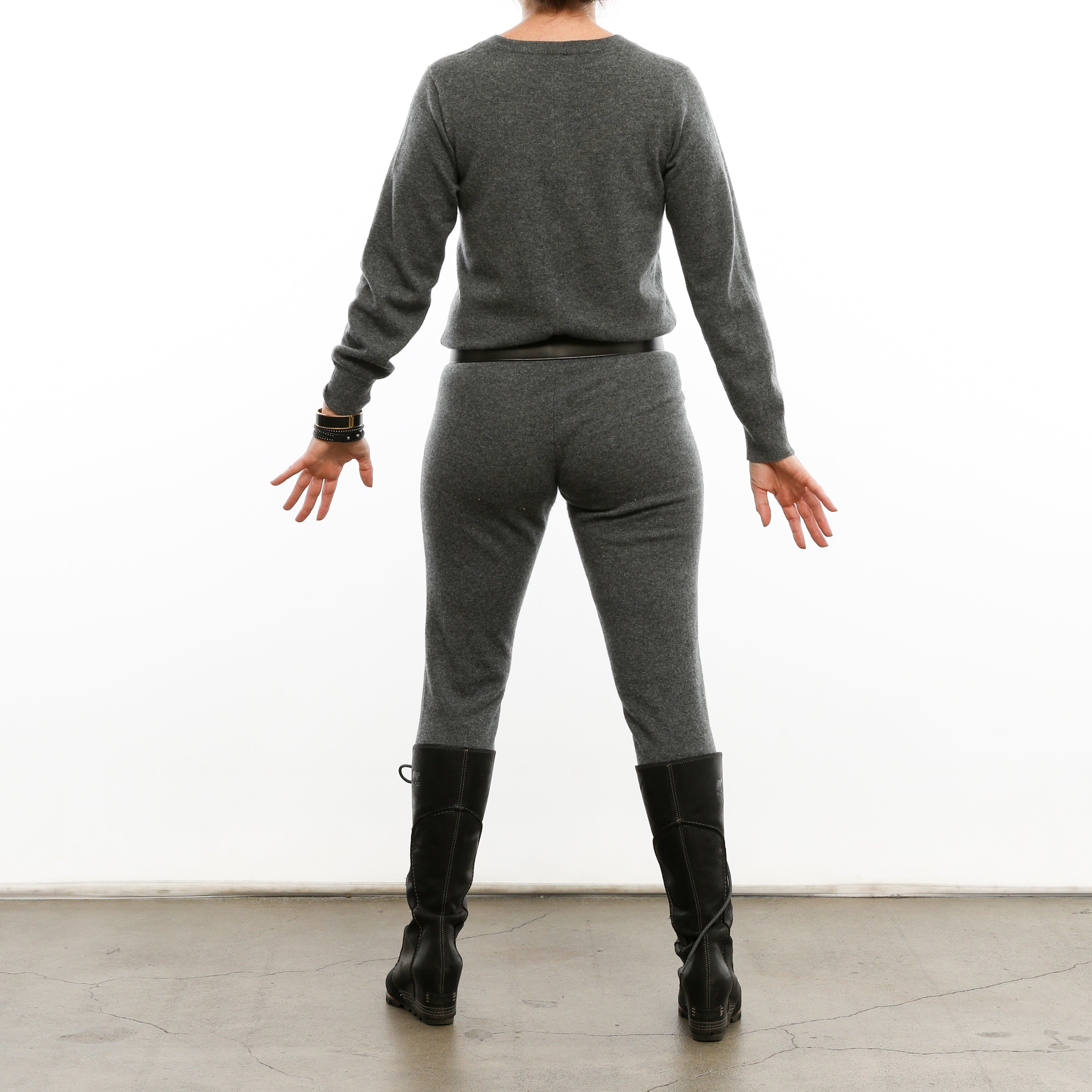 Onesie Börte: Women's Button - 100% Mongolian Cashmere